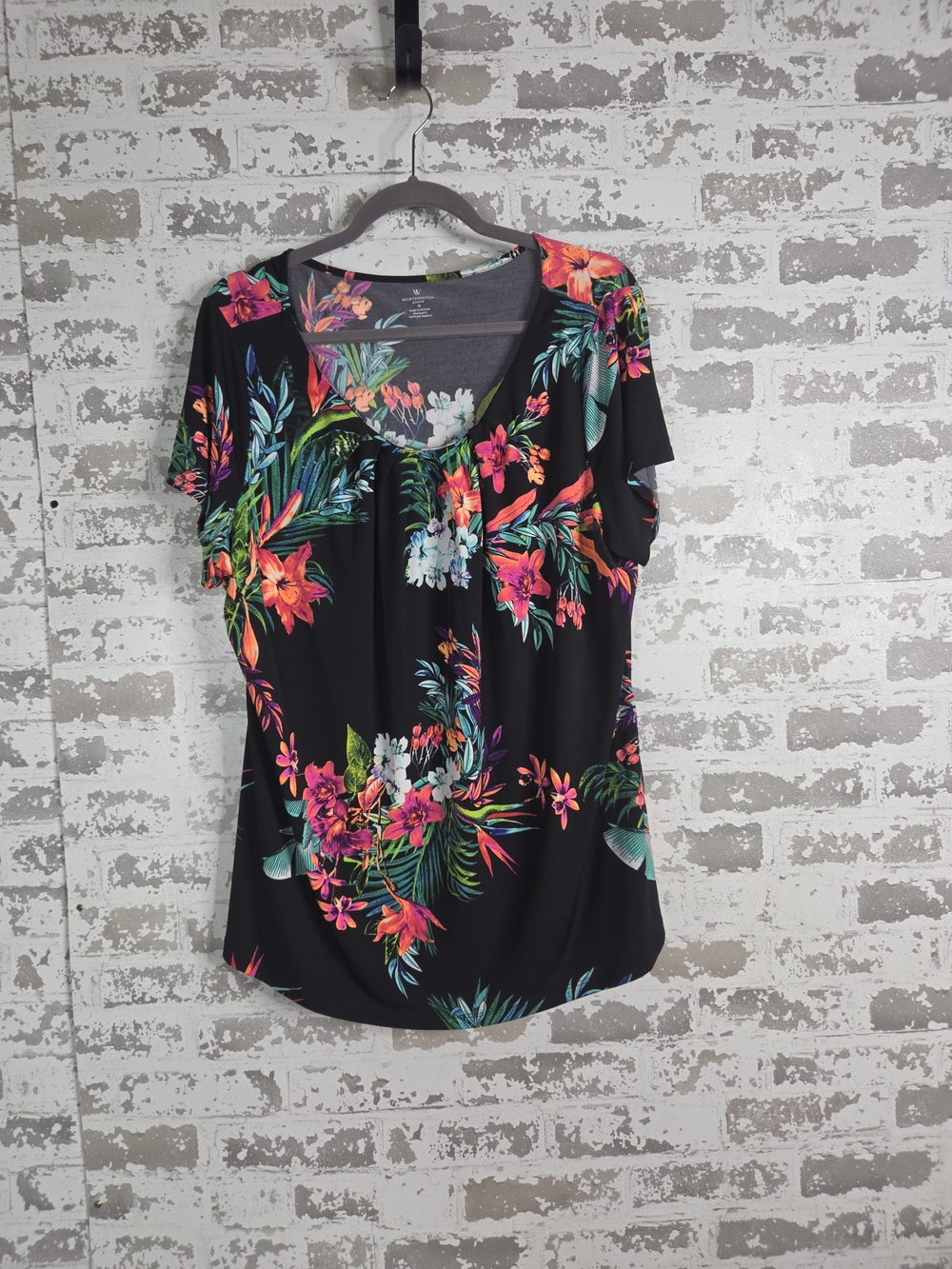 Worthington Woman 1X Black Tropical Floral V-Neck Short Sleeve Knit Tunic Top